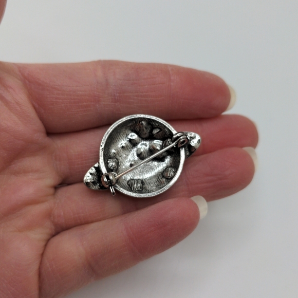 Cosmic Rhinestone Saturn Brooch - Picture 3 of 8